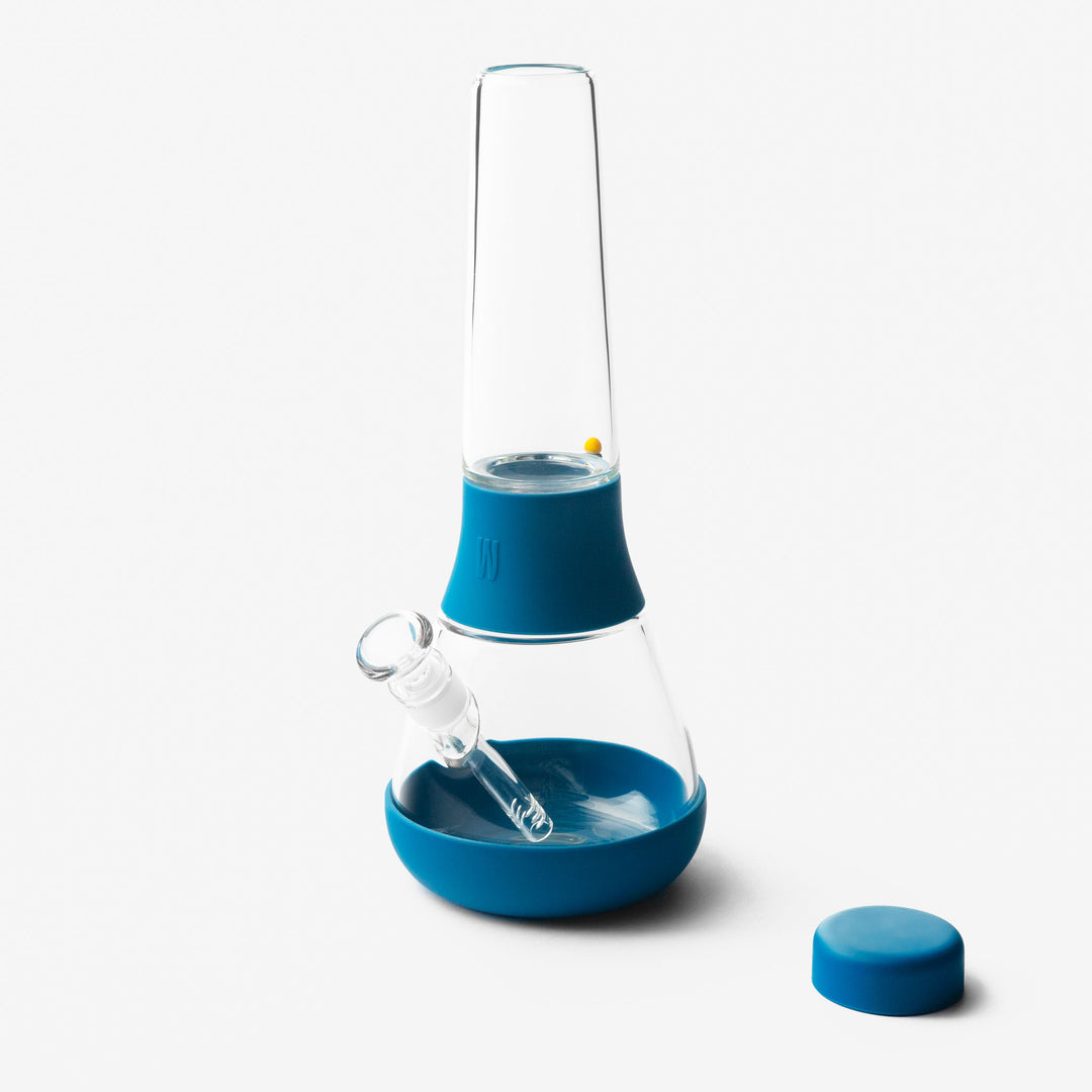 Can You Use a Bong with a Vape Pen? Weday Can You Use a Bong with a Vape Pen? Weday